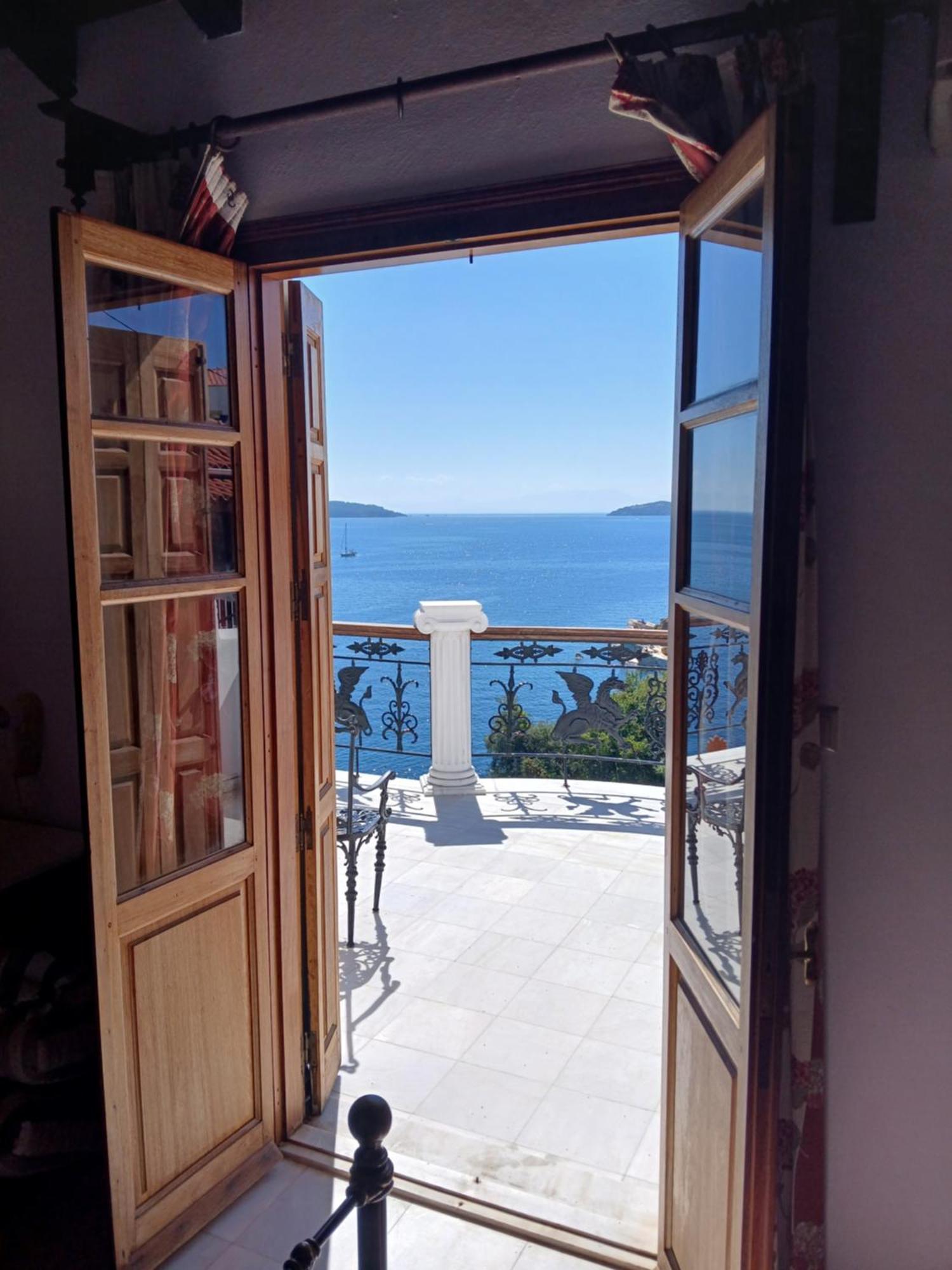 Hotel Villa Orsa スキアトスタウン エクステリア 写真