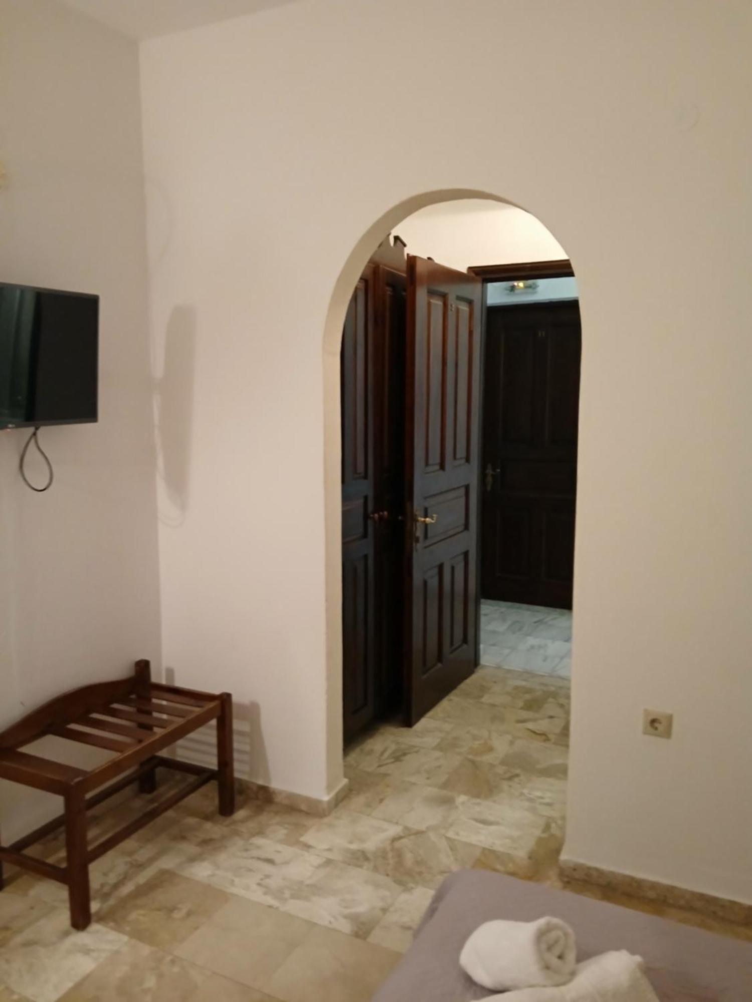 Hotel Villa Orsa スキアトスタウン エクステリア 写真