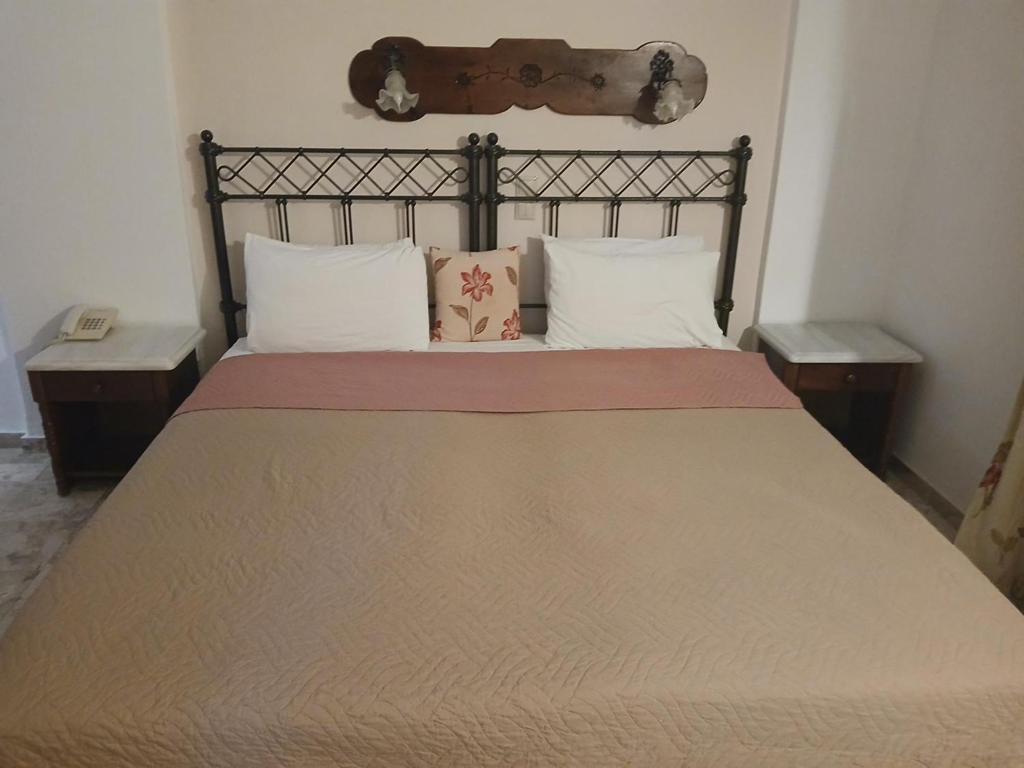 Hotel Villa Orsa スキアトスタウン エクステリア 写真